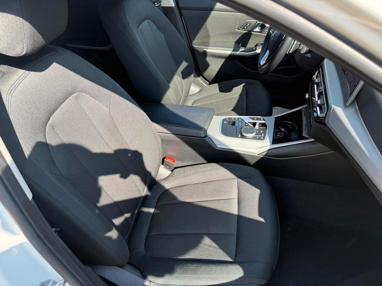 Bmw 318 D NEW MODEL FULL AFFARE