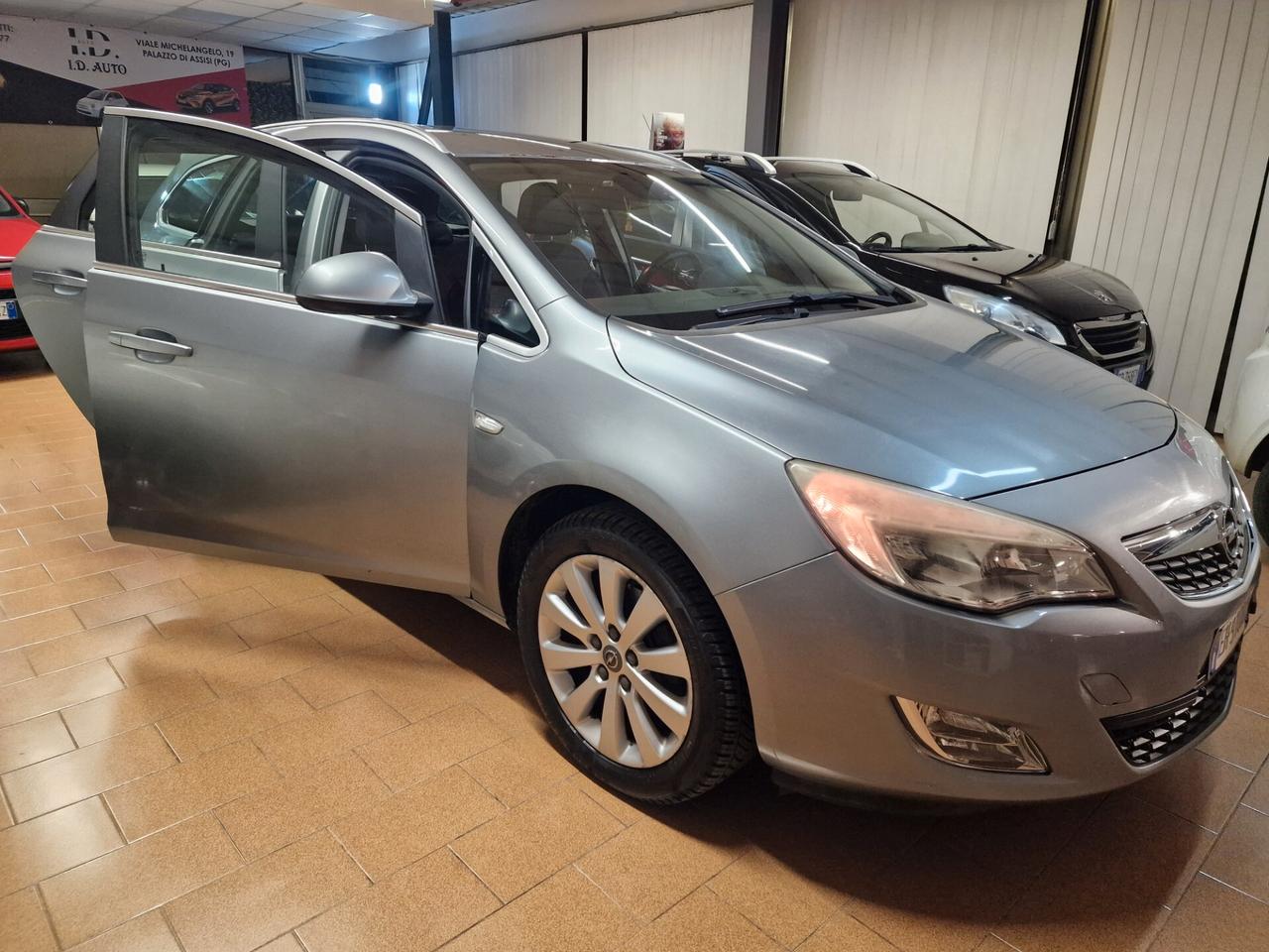Opel Astra 1.7 CDTI 110CV Sports Tourer Cosmo