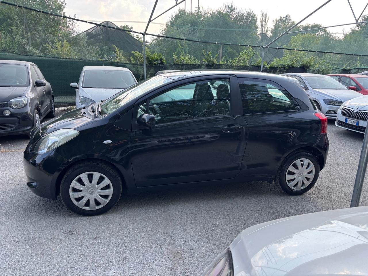 Toyota Yaris 1.3 - 3 porte Luna OK NEOPATENTATI