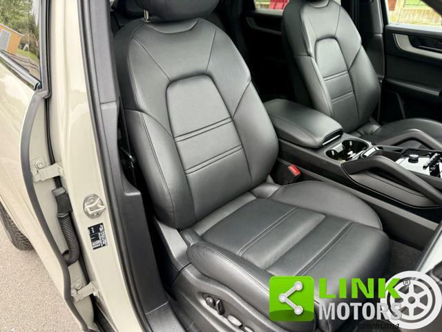 PORSCHE Cayenne Coupé 3.0 V6 SPORT CHRONO GARANZIA IVA ESPOSTA