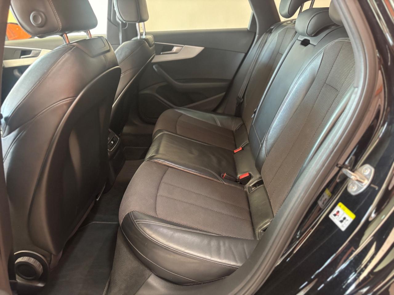 Audi A4 Avant 2.0 TDI 150 CV s-line permute e finanziamenti