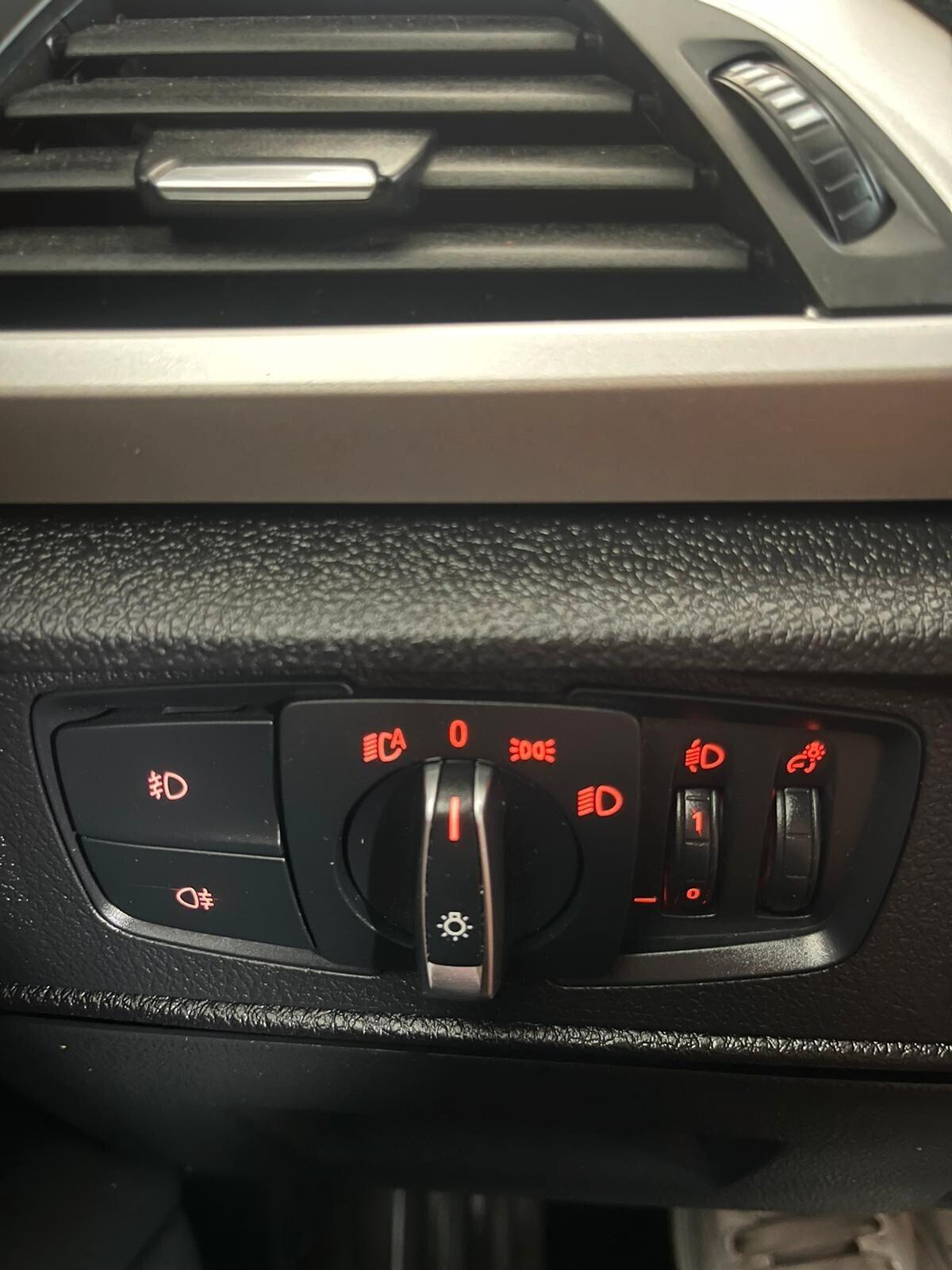 Bmw 120 120i 5p. Advantage
