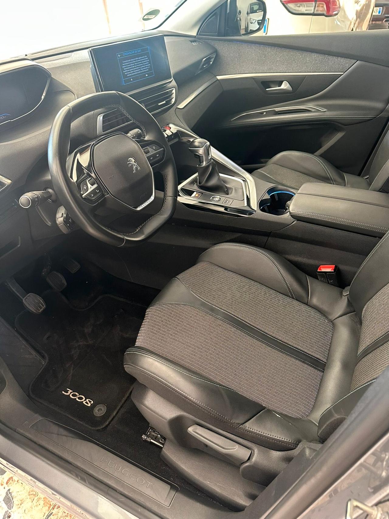 Peugeot 3008 BlueHDi 130 S&S Allure Pack