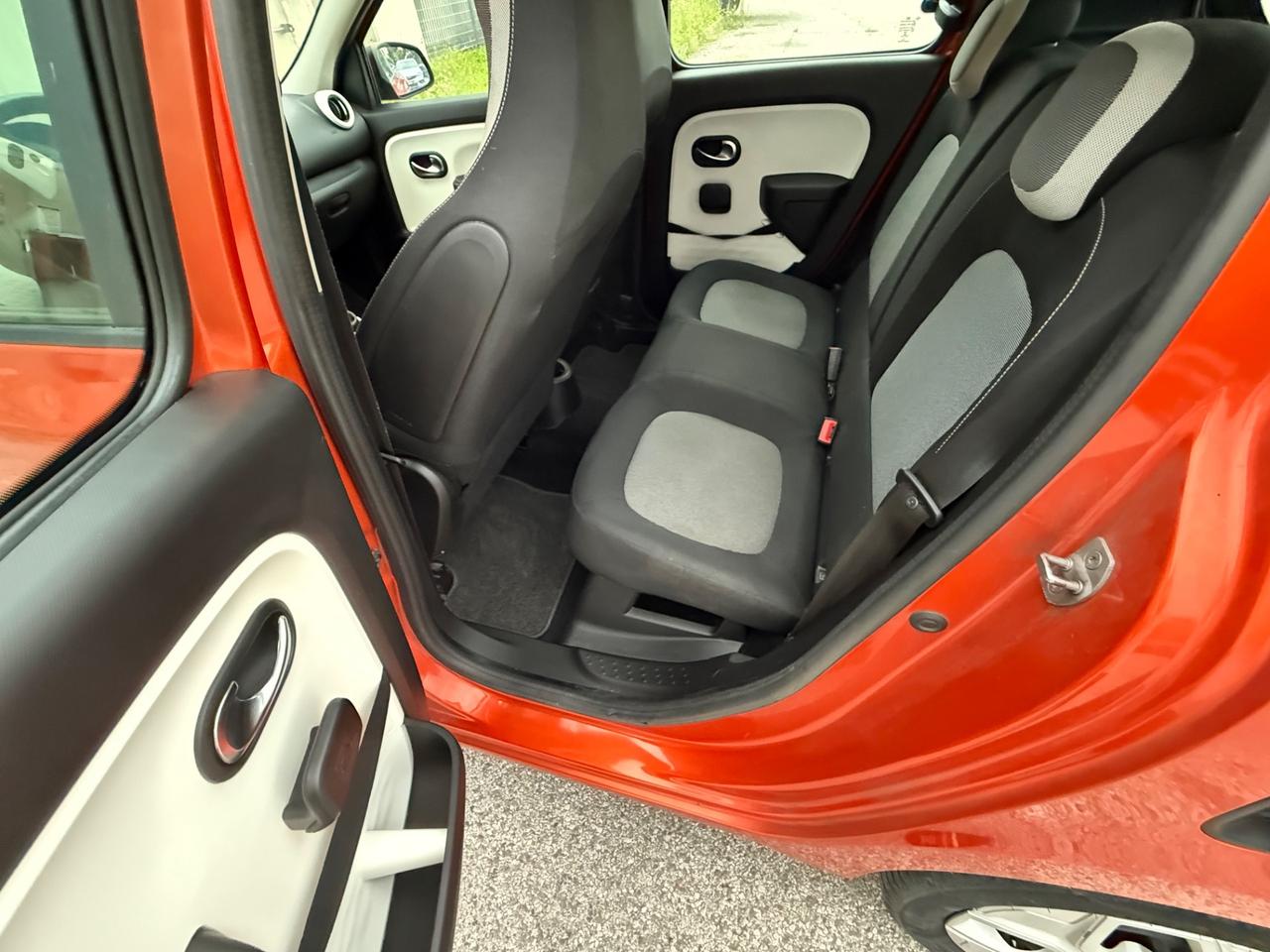 Renault Twingo SCe 65 CV Urban Night