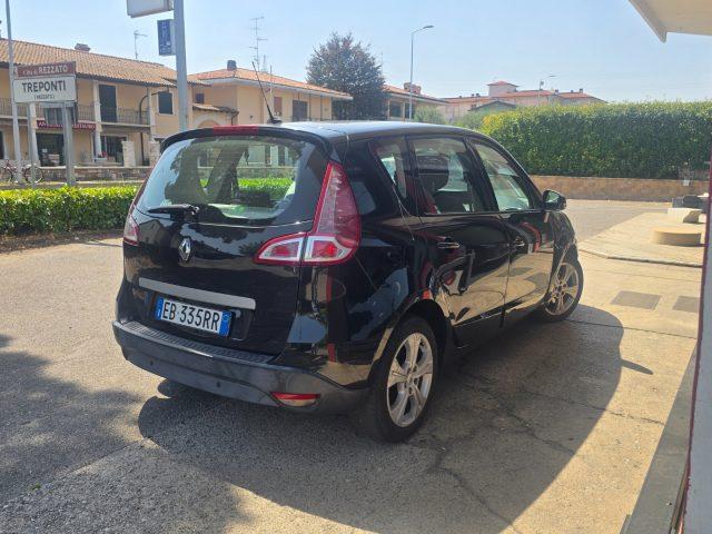 RENAULT Scenic X-Mod 1.5 dCi 110CV UniPropietario Navi 3D Cruise