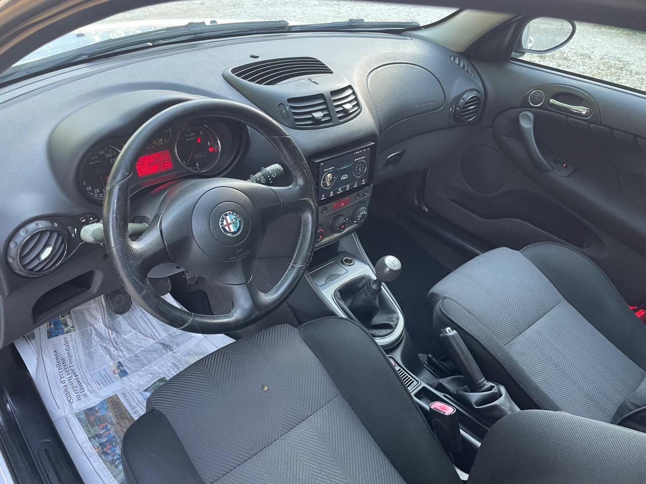Alfa Romeo 147 1.9 JTD (120) 5 porte Distinctive