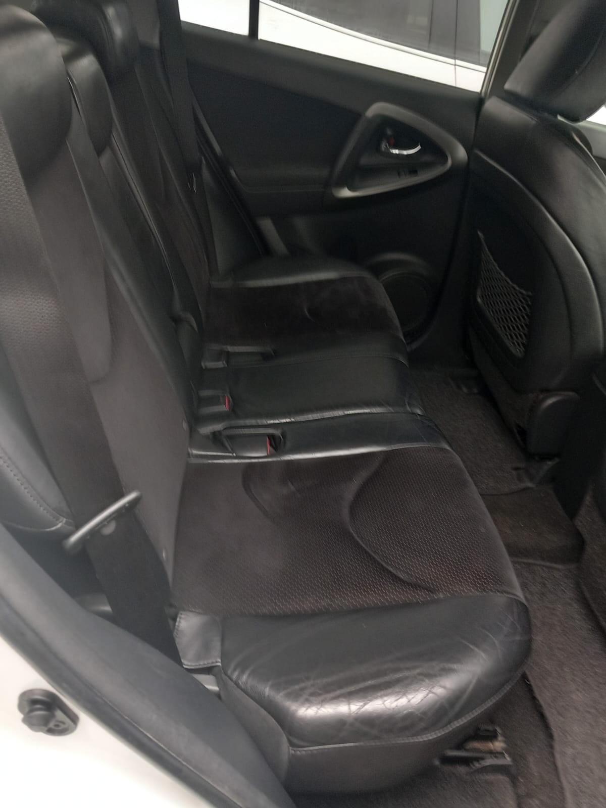 Toyota RAV 4 RAV4 Crossport 2.2 D-4D 150 CV Lounge