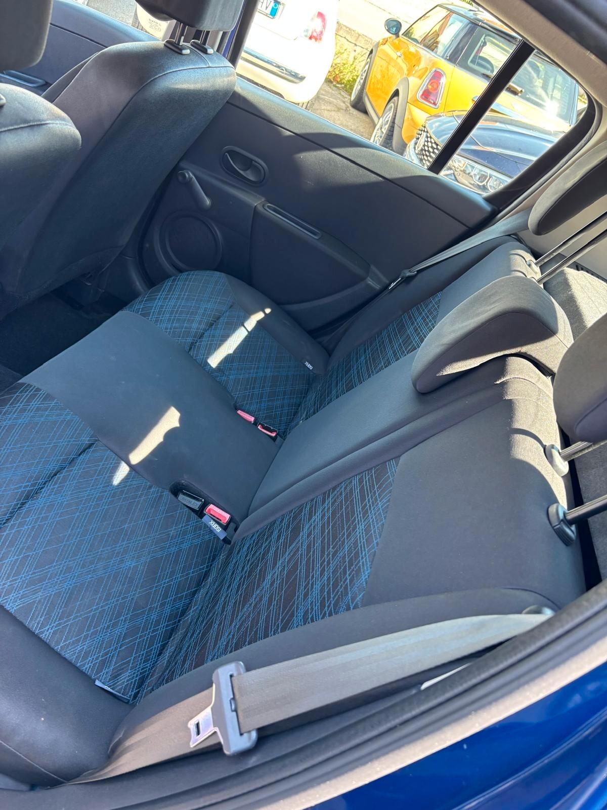 Renault Clio Storia 1.2 16V 5 porte Dynamique