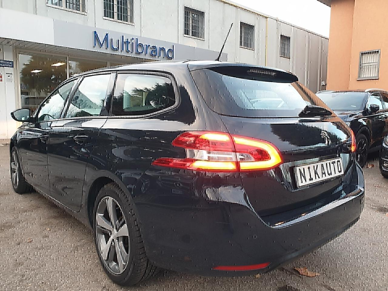 Peugeot 308 BlueHDi 130 SW Allure