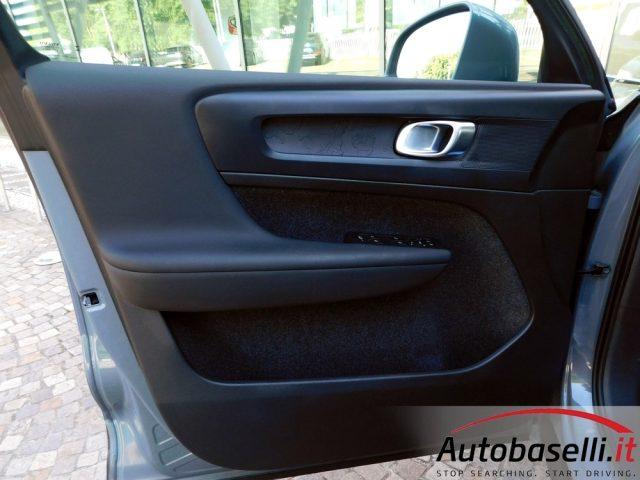 VOLVO XC40 T2 Essential