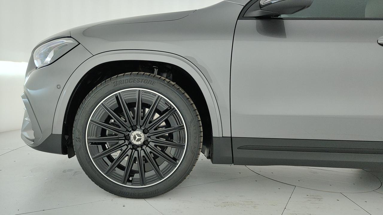 Mercedes-Benz GLA 180 Automatic