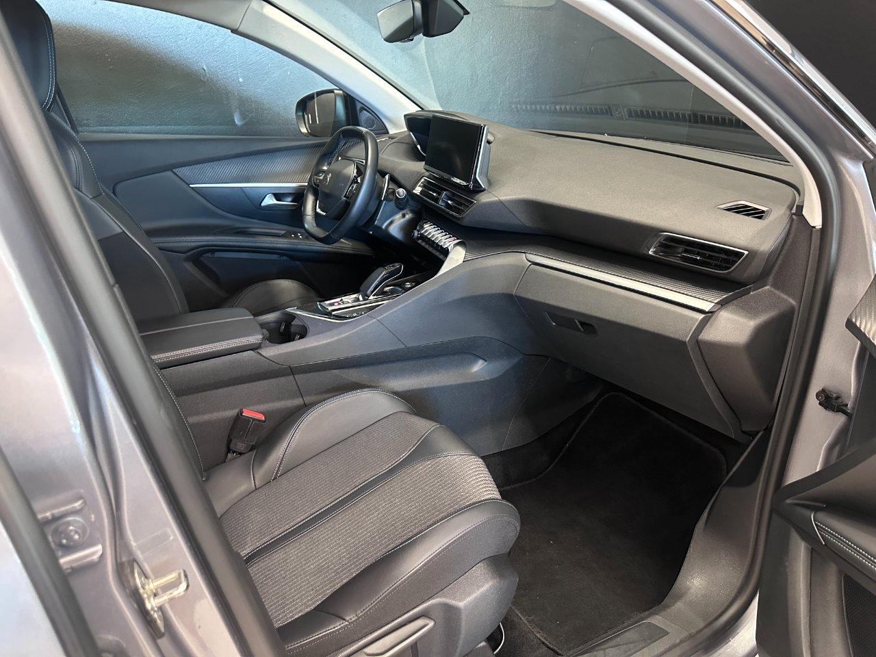Peugeot 3008 3008 1.6 hybrid phev Allure Pack 225cv e-eat8