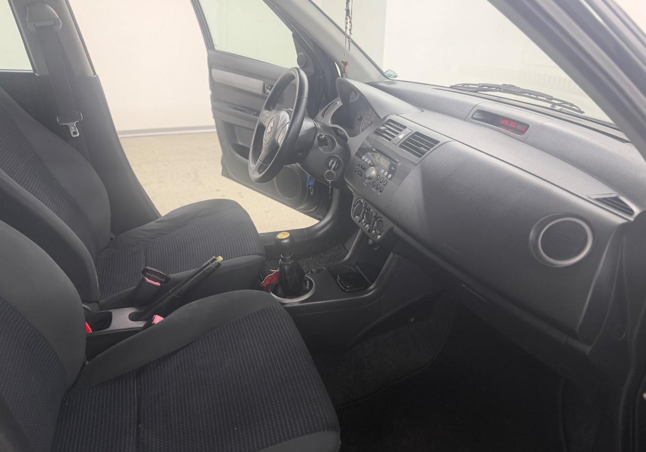 SUZUKI SWIFT (anno 2008)