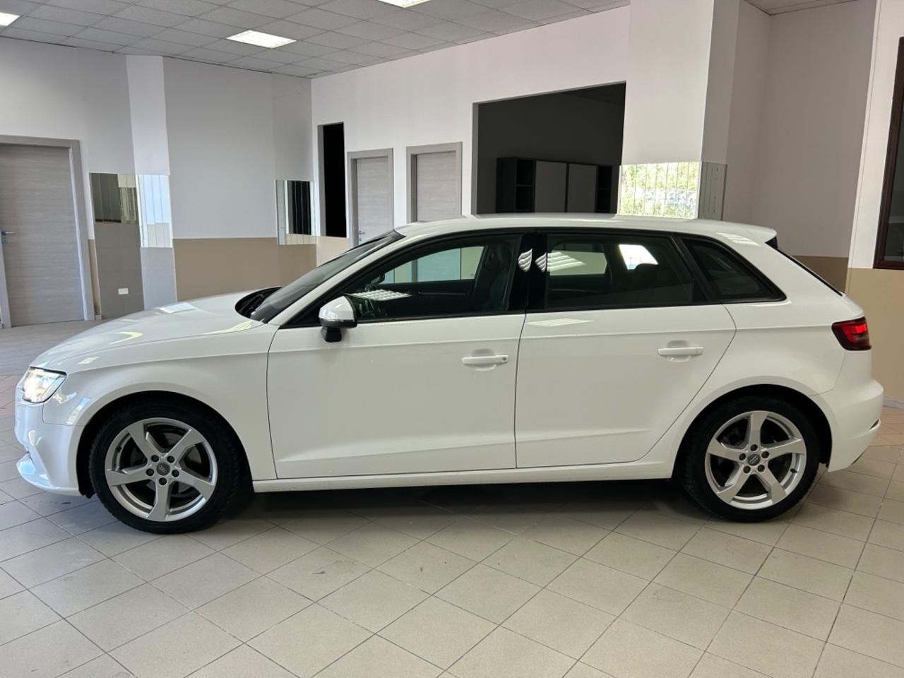 Audi A3 SPB 1.6 TDI 110 cv anno 2016