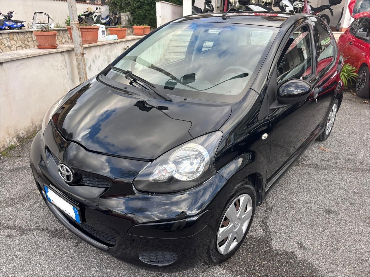 Toyota Aygo 1.0 12V VVT-i 3 porte Now