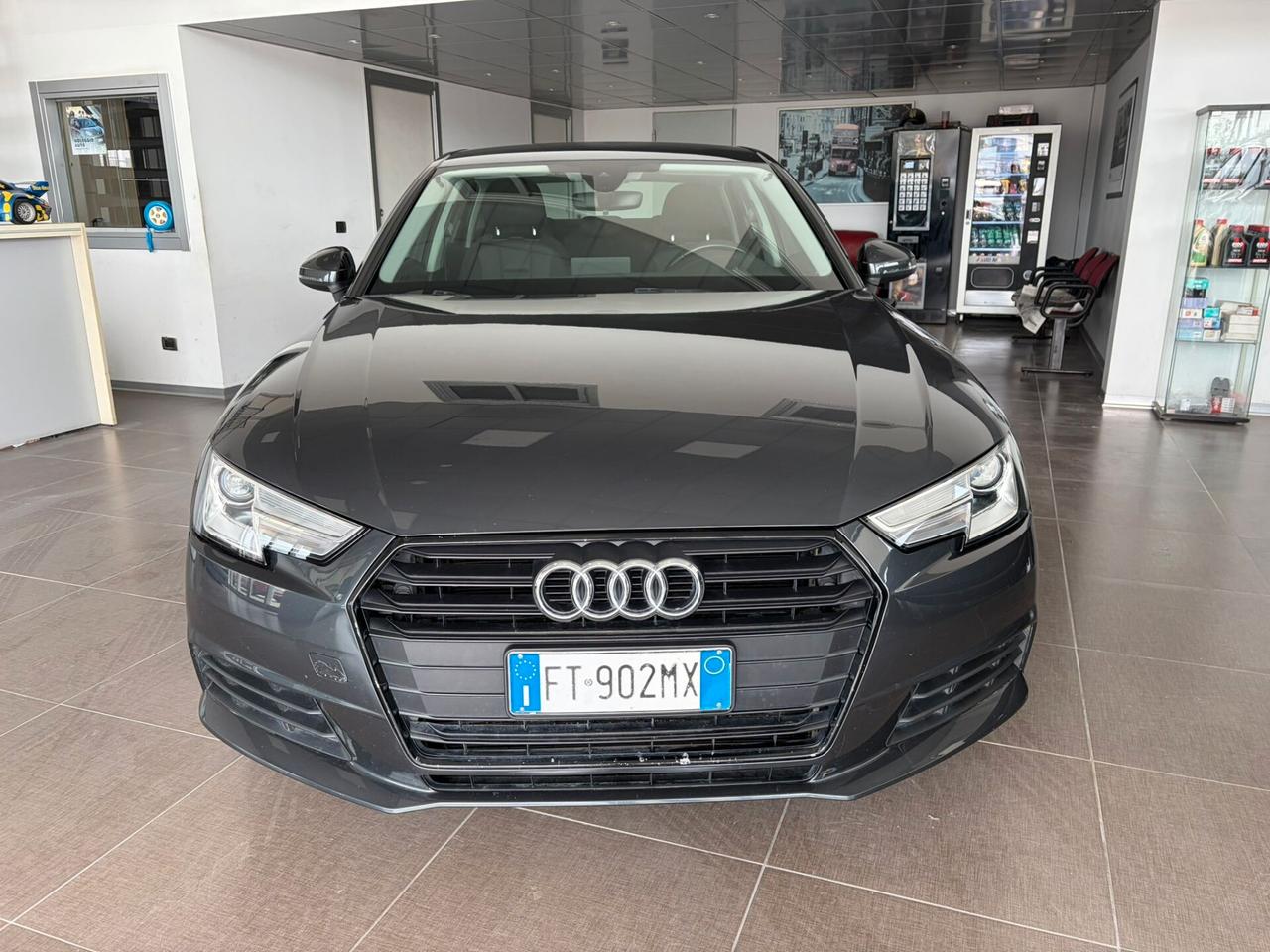 Audi A4 2.0 TDI 150 CV S tronic Business
