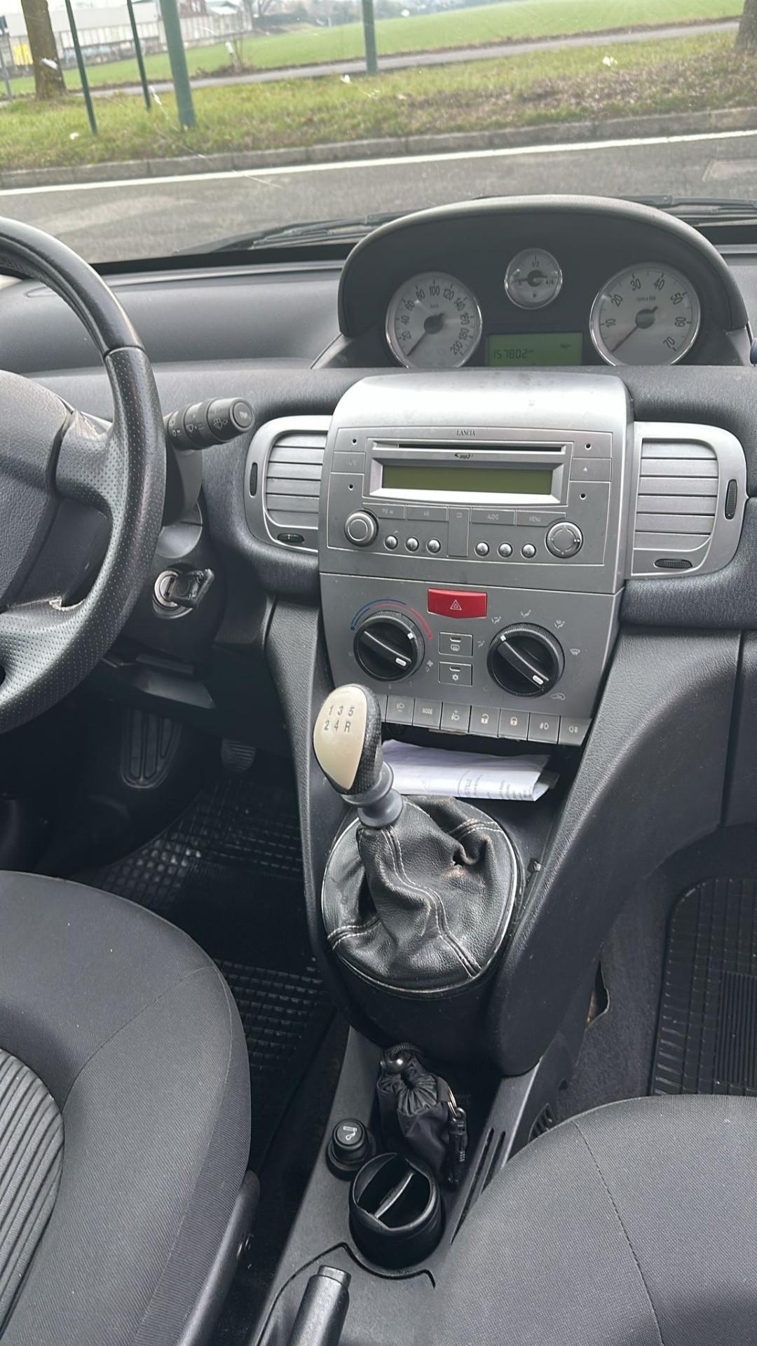 Lancia Ypsilon 1.2 GPL