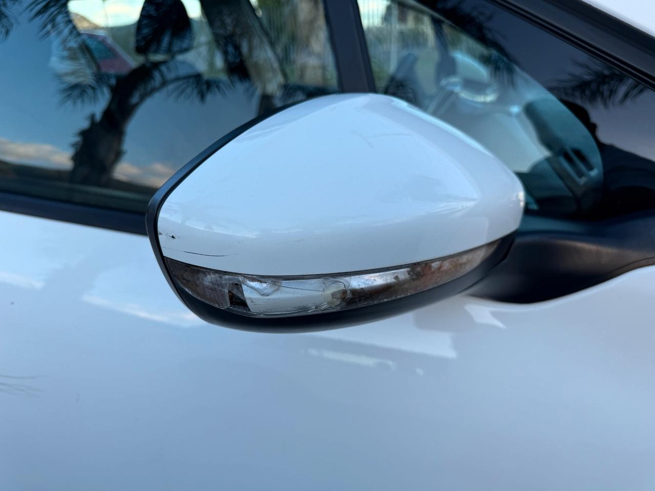 PEUGEOT 2008 ANNO 12/2014 1.4 DIESEL 80 CV