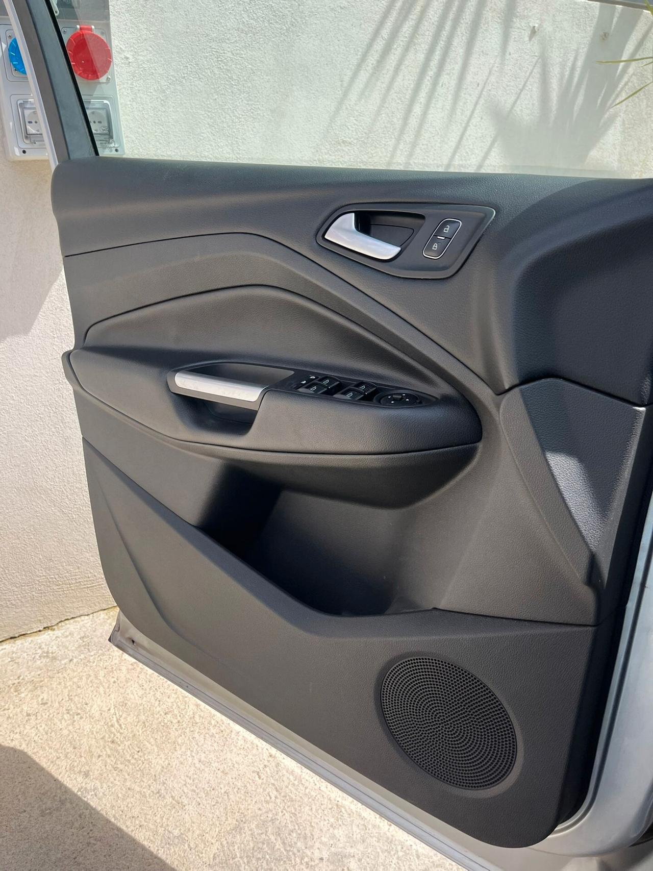 Ford Kuga 1.5 TDCI 120 CV S&S 2WD Plus