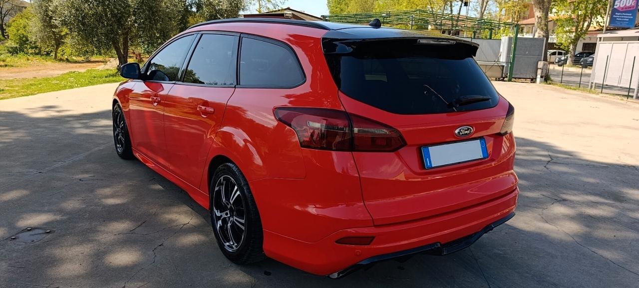 Ford Focus 1.5 TDCi ST Line