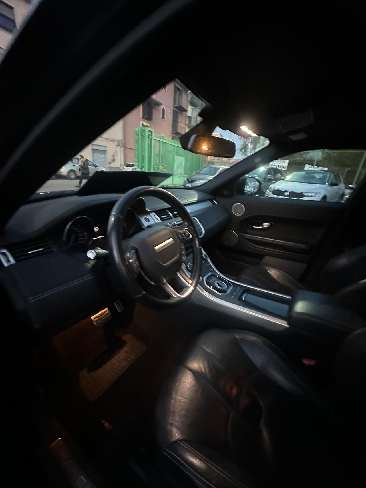 Land Rover Range Evoque 2.2 TD4 5p. Prestige