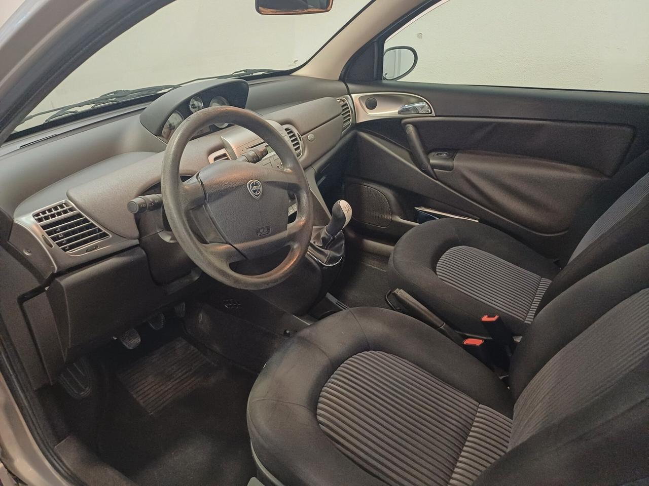 Lancia Ypsilon 1.3 MJT 75 CV Oro Clima/Servo