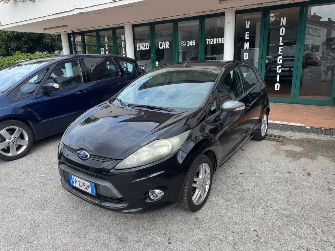 Ford Fiesta 1.4 TDCi 70CV 5 porte Titanium