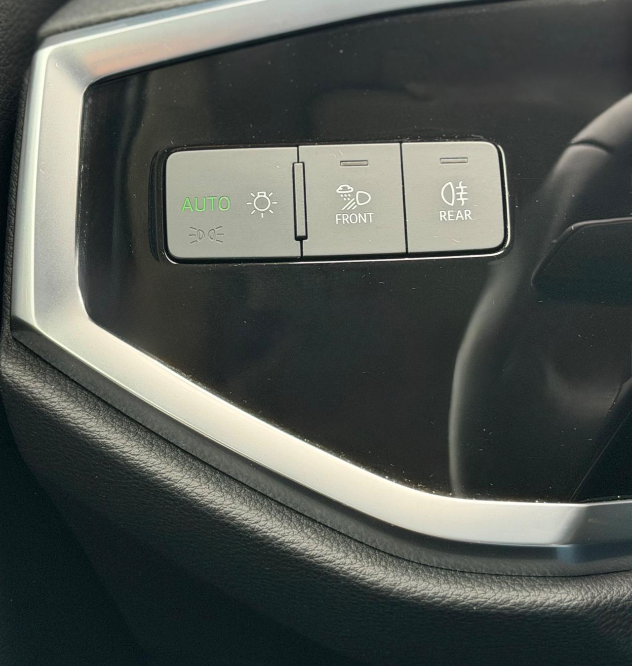 Audi Q3 35 2.0 Tdi 150CV STronic Virtual-Led