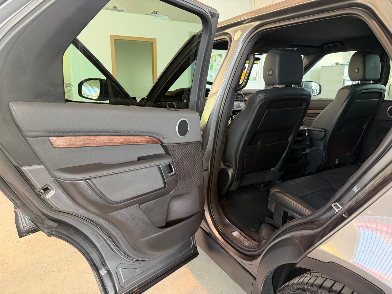 Land Rover Discovery 3.0 TD6 249 CV 7 Posti 2019