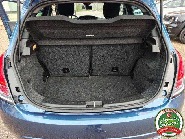 LANCIA Ypsilon 1.0 FireFly 5 porte S&S Hybrid Ecochic Gold