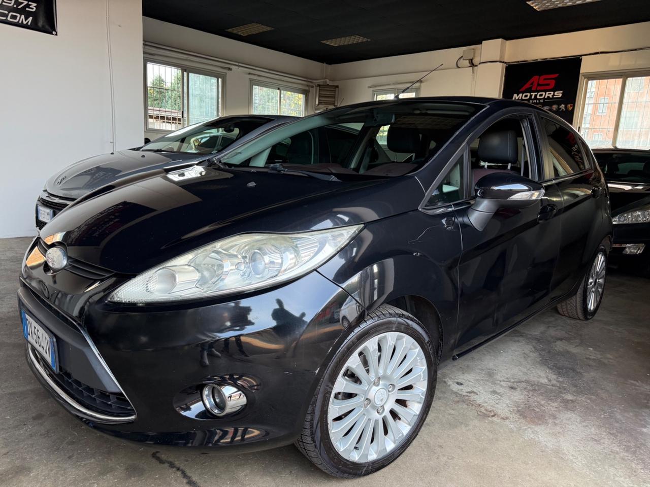 Ford Fiesta 1.4 5 porte Bz.- GPL Titanium