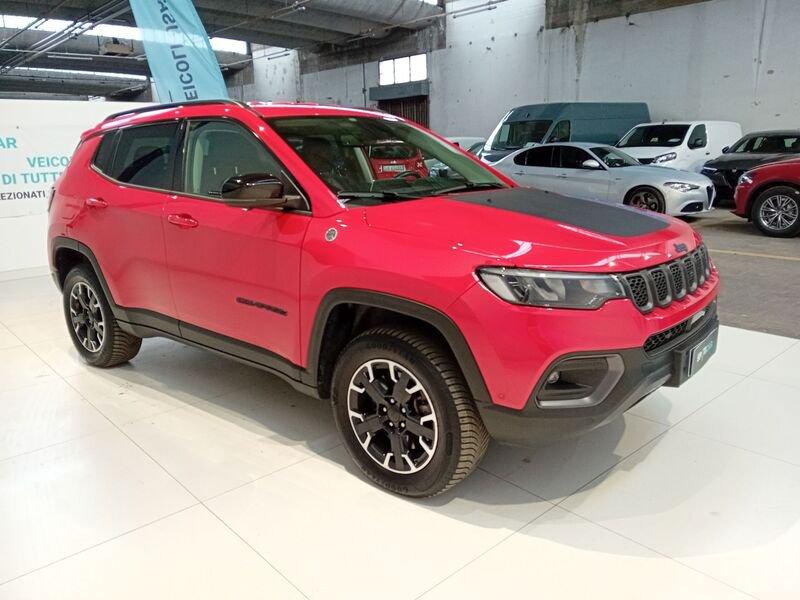 Jeep Compass 1.3 T4 240CV PHEV AT6 4xe Trailhawk