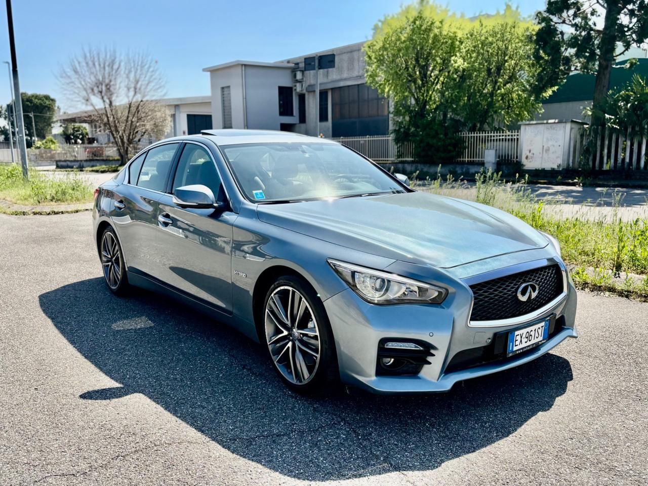 Infiniti Q50 S Hybrid 364CV 2013
