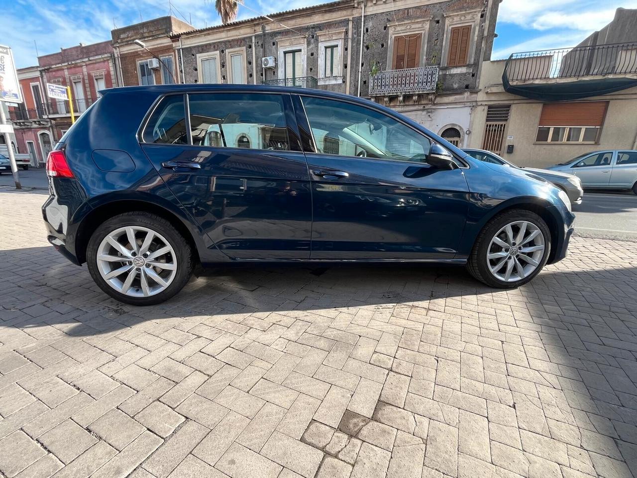 Volkswagen Golf 1.6 TDI DSG 5p. Highline BlueMotion Technology