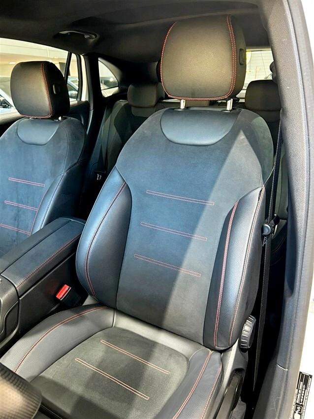 Mercedes-benz GLA 200 d Automatic Premium