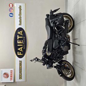 Yamaha XSR 700 - 2023
