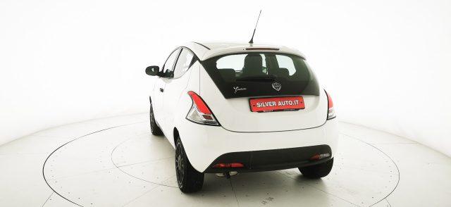 LANCIA Ypsilon 1.2 69 CV 5 porte GPL Ecochic Gold