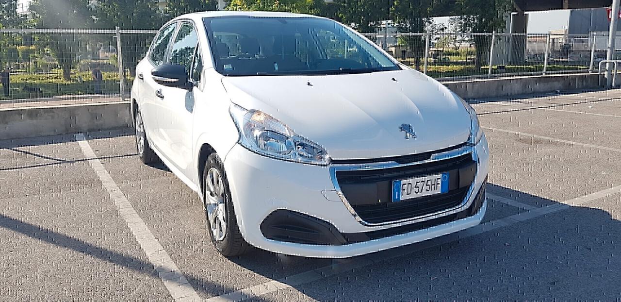 Peugeot 208 1.6 HDi 75 Cv5 porte 6/2016