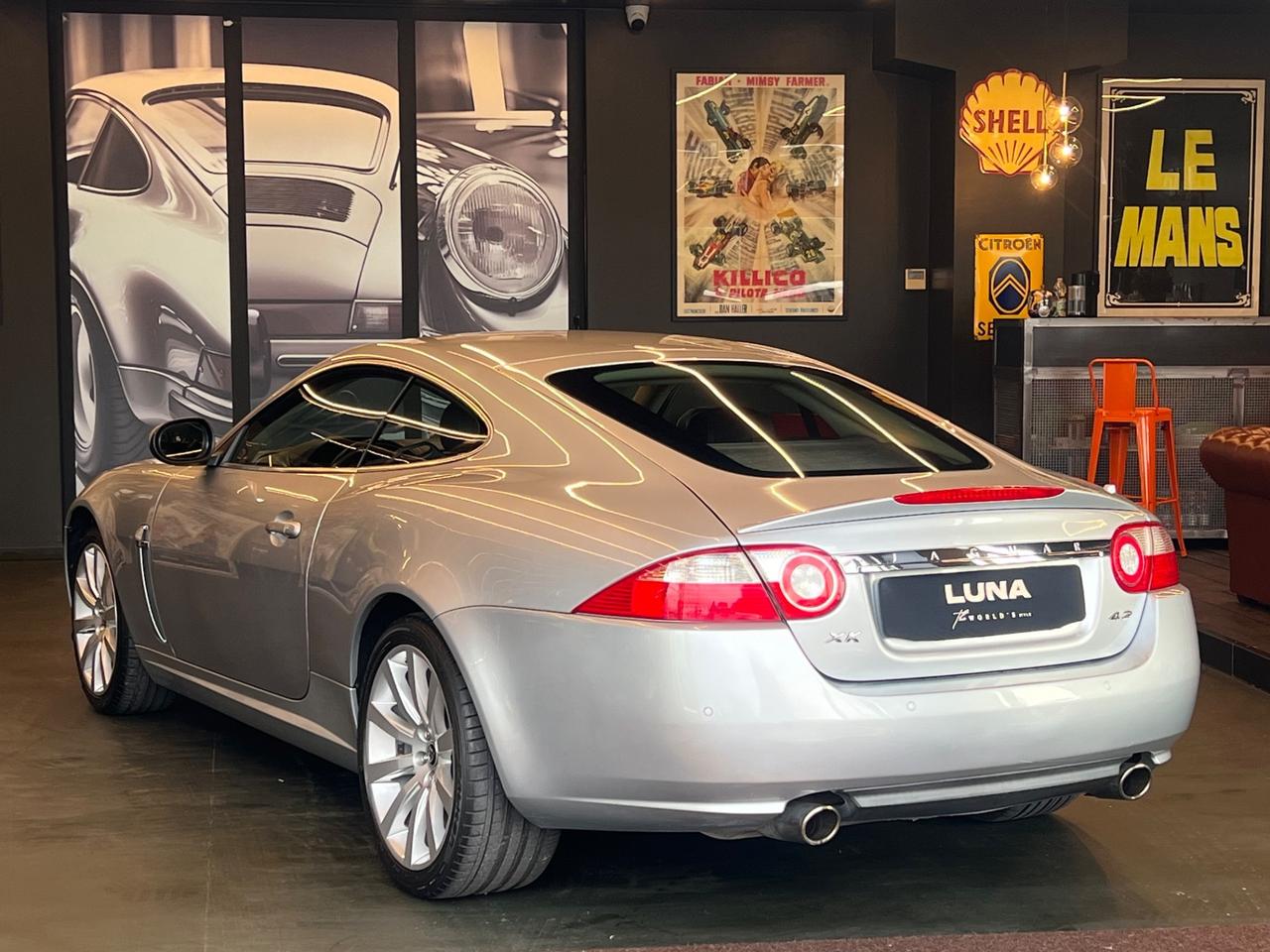 Jaguar XK 4.2 V8 Coupé