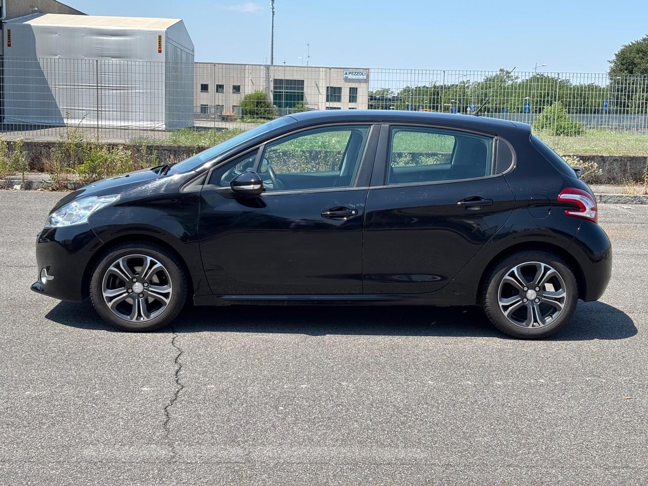 Peugeot 208 1.2 82CV, GARANZIA