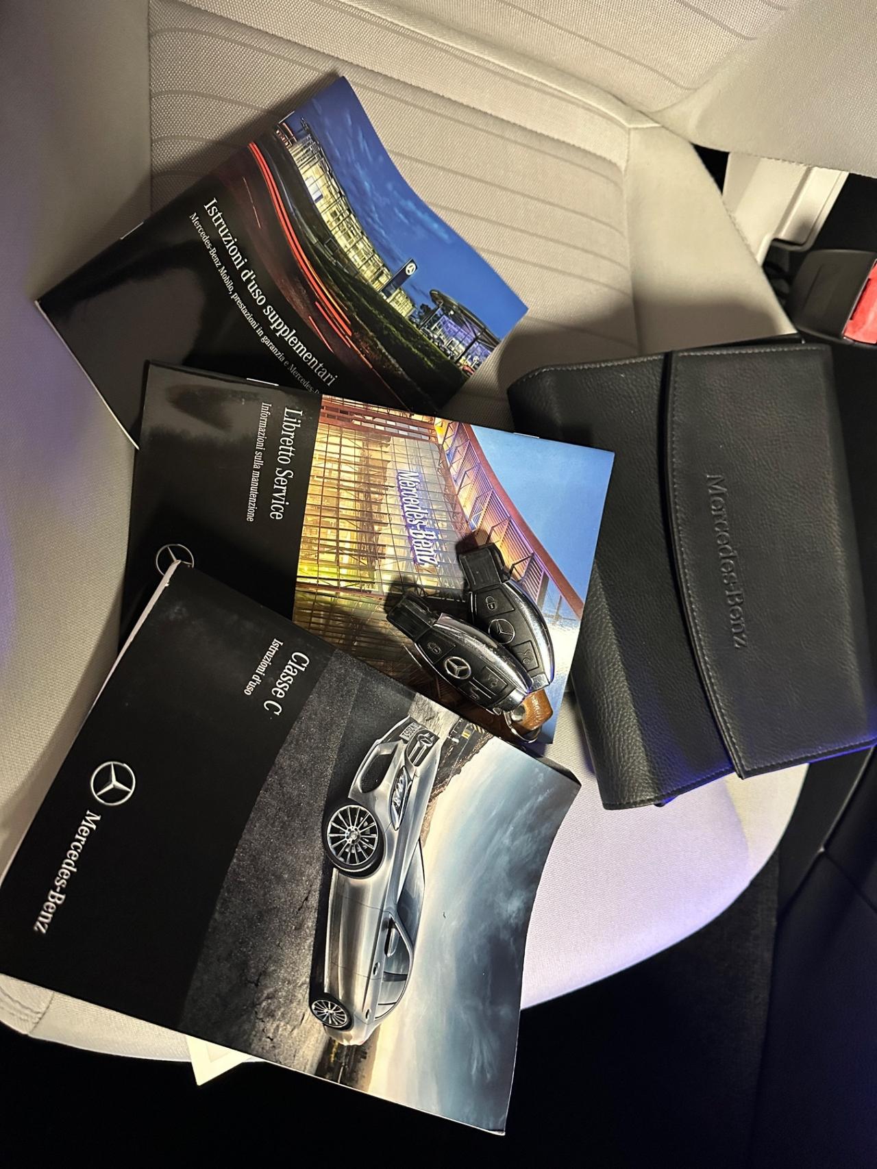 MERCEDES-BENZ C180D SPORT BERLINA 116CV AUTOMATICO