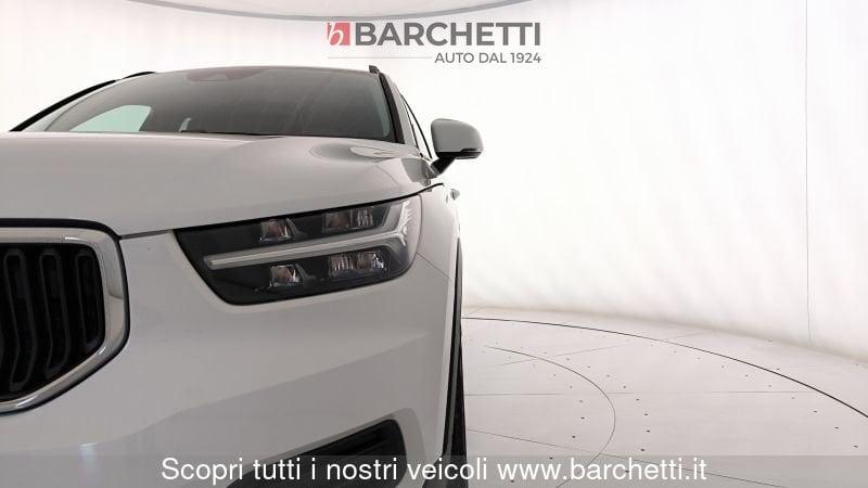 Volvo XC40 (2017----) T2 MOMENTUM CORE
