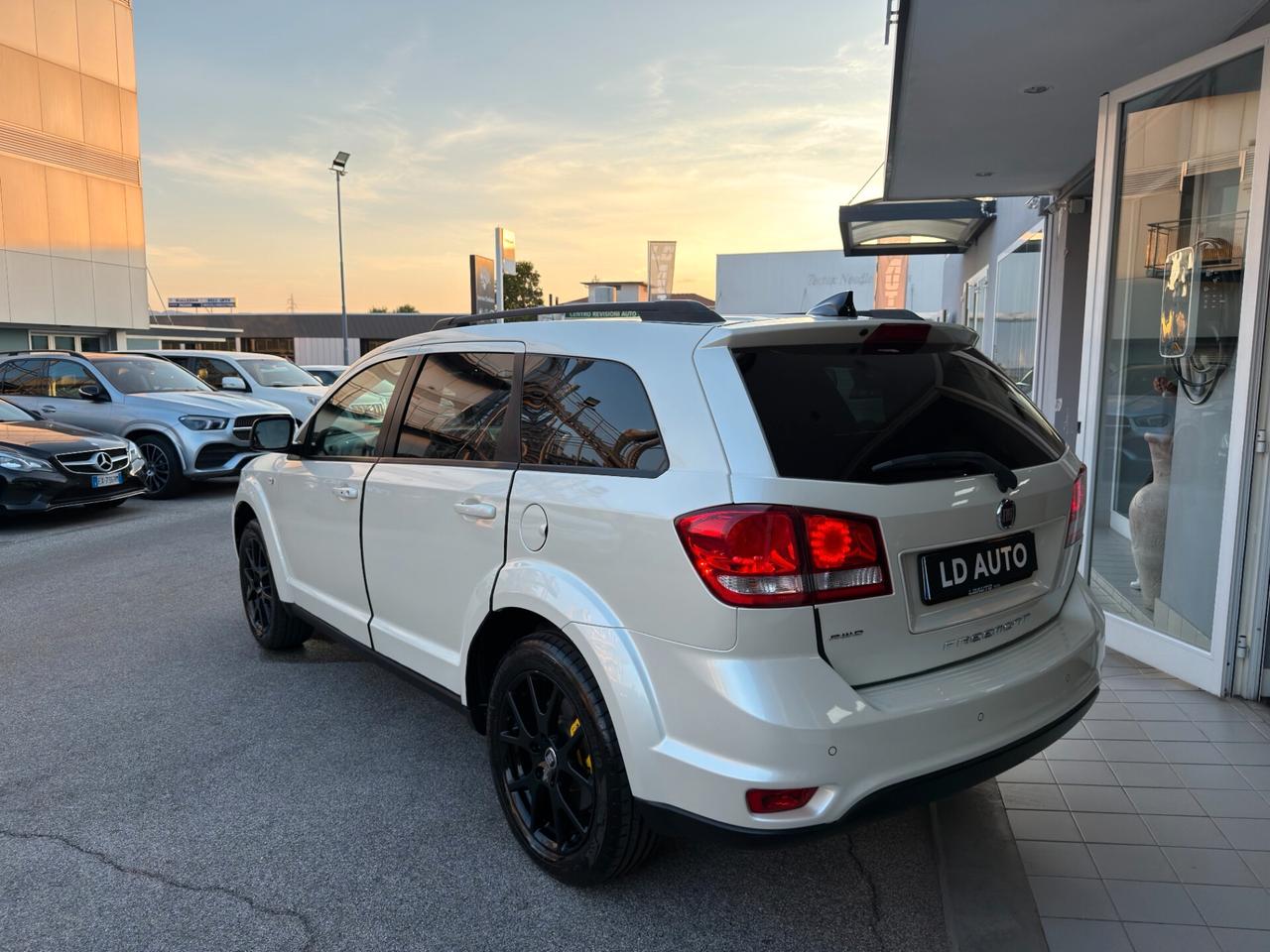 Fiat Freemont 2.0 mjt 16v Black Code 4x4 DISTRIBUZIONE OK