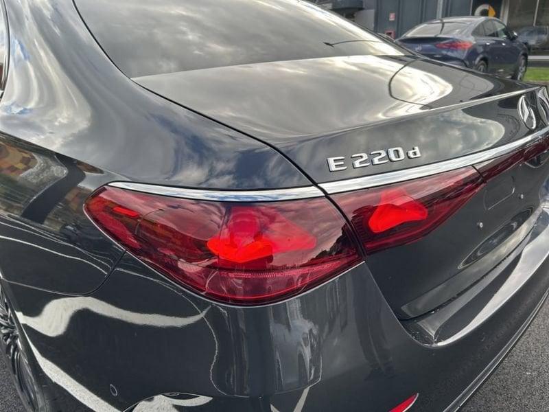 Mercedes-Benz Classe E 220d 4Matic Berlina AMG Line Advanced