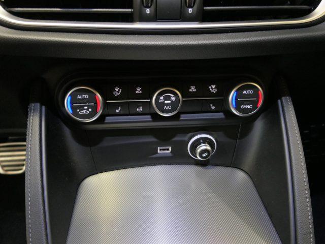 ALFA ROMEO Stelvio 2.0 Turbo 280 CV AT8 Q4 Veloce