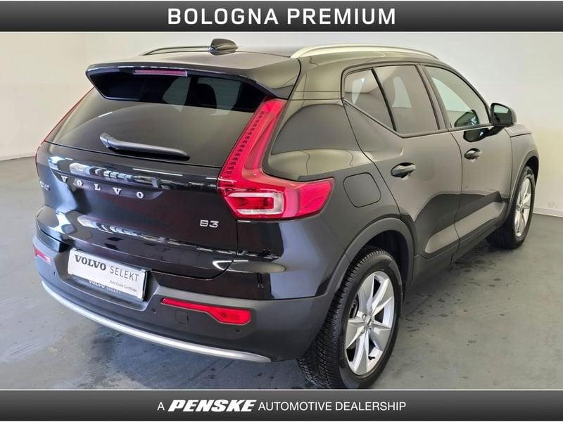 Volvo XC40 XC40 B3 automatico Core