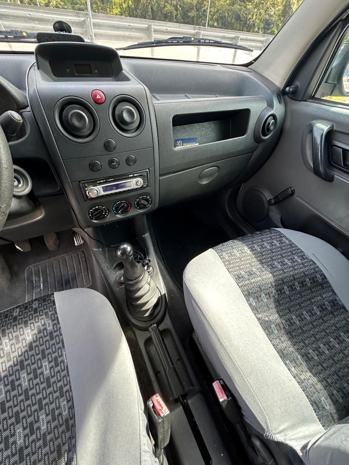 Peugeot Ranch 2.0 HDi XT Mix