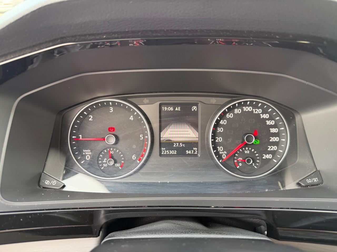 Volkswagen Transporter 2.0 GENERATION SIX FULL OPTIONAL