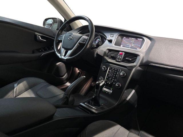 VOLVO V40 Cross Country D2 Business Plus