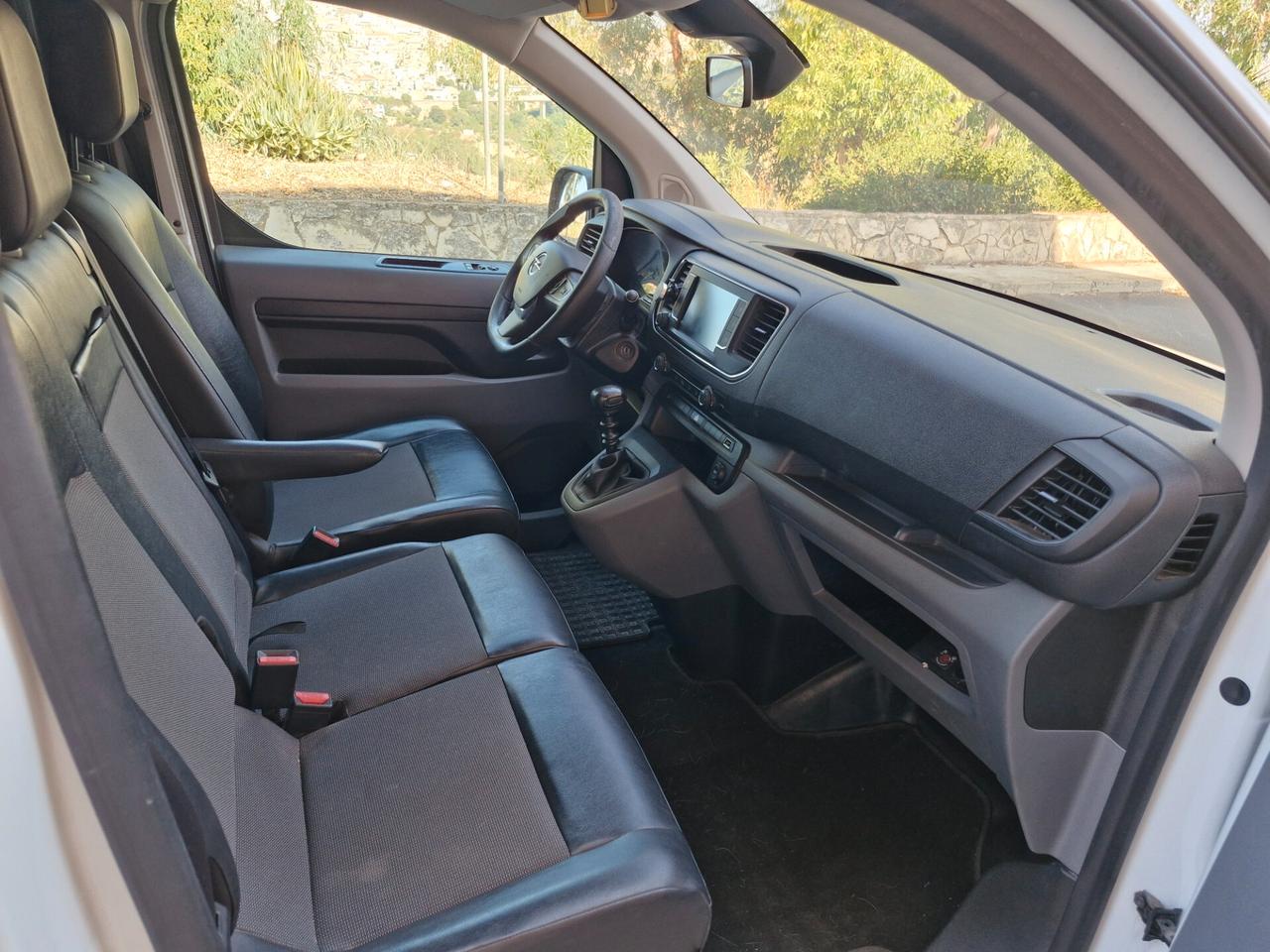 Opel Vivaro 1.5 Cdti lungo